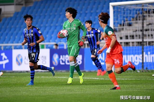 赵继伟33+8+9张镇麟12分 辽宁淘汰首钢晋级4强